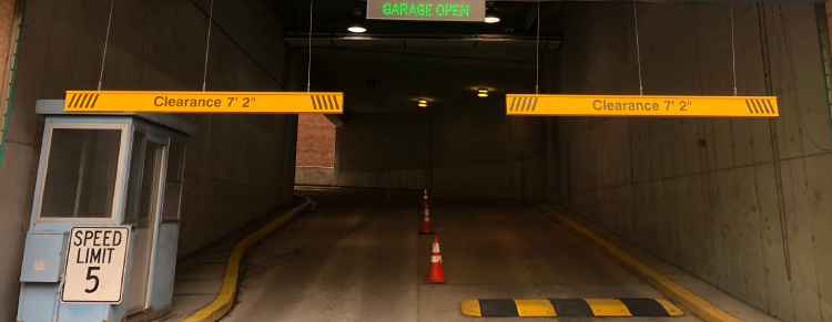 Clearance Bar image